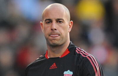 Barcelona îl vrea înapoi pe Reina pentru a-l înlocui pe Valdes