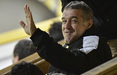 EXCLUSIV Becali povesteşte negocierile pentru Rocha: "Bine, mă, «Lihnitu'», ia-l cu 30!" :D