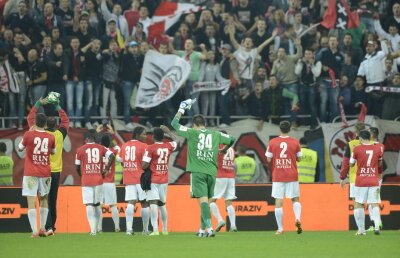 Cristian Geambaşu pune întrebarea care îi doare pe dinamovişti: "Cum să fii la 17 puncte de Steaua şi să nu îţi fie ruşine?"