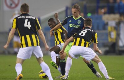 Ovidiu Stîngă ştie ce trebuie să facă steliştii pentru a repeta victoria lui Vitesse, 3-2 cu Ajax duminică: "Nu fiţi balcanici! Îi puteţi bate!"