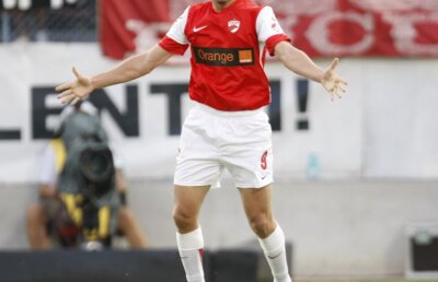 UPDATE Se rup actele? FRF a dat undă verde pentru transferul lui Niculae, Sporting aşteaptă UEFA