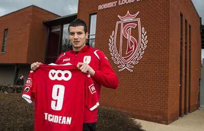 Prezentat la Standard » Ţucudean este fan Zlatan: ”Marea mea calitate e flerul. Sînt acolo unde vine mingea”