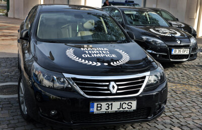 Renault este maşina oficială a Torţei Olimpice în România
