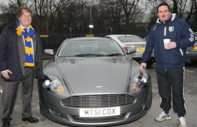 Cel mai nebun pariu între patron şi antrenor » O victorie la şapte goluri diferenţă i-a adus un Aston Martin