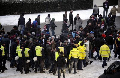 FOTO Fanii Stelei s-au şi distrat la Amsterdam: "Am dormit duşi de la atîta marijuana" :D