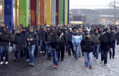 Dinamo i-a unit la greu » Suporterii Stelei, ajutaţi în Olanda ca să nu intre pe mîinile ultraşilor lui Ajax