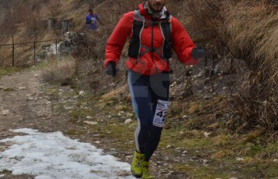 Patimile picioarelor îngheţate » A doua ediţie a Maratonului Zăpezii, cea mai dură competiţie de profil din România, a prefaţat, ieri, la Rîşnov, deschiderea FOTE