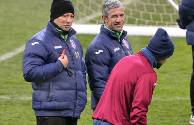 Iese la atac » Paulo Sergio revine la sistemul cu 4 fundaşi şi-l va forţa pe Kapetanos la returul cu Inter