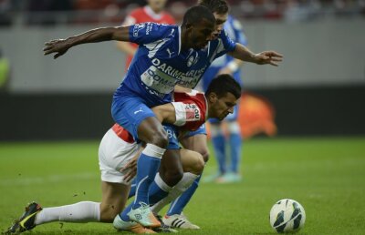 VIDEO Declaraţii incredibile ale unui antrenor din Liga 1 despre jucători: "Au nişte p*** cît tancul! Eu nu v-am adus aici să f*****"