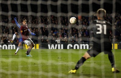 VIDEO Ajax a trecut, urmează Chelsea » Londonezii au avut emoţii mari cu Sparta Praga