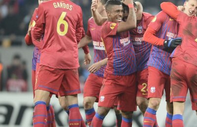 Becali le-a fixat prime fabuloase steliştilor dacă vor trece de Chelsea!