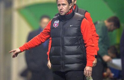 Schimbarea lui Benitez îl sperie pe Reghe: "N-ar fi deloc bine pentru noi"