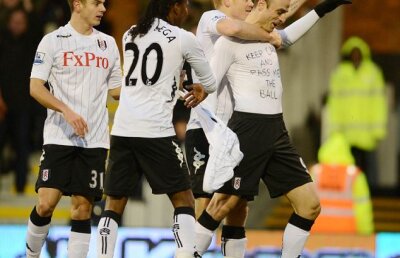 VIDEO Trendul Harlem Shake i-a cuprins şi pe cei de la Fulham » Berbatov are un rol surpriză