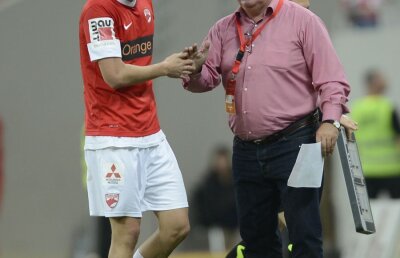 Dănilescu: "S-au desfiinţat funcţii şi s-au micşorat salarii, dar eu nu am avut niciodată 5.000 de dolari lunar!"