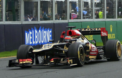 Iceman cu sînge rece » Raikkonen e primul campion al sezonului în F1. Alonso şi Vettel, pe podium