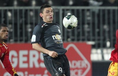 De ce l-a convocat Piţi pe Keşeru: "Trebuie să ai calităţi să dai goluri, reuşitele lui nu sînt întîmplătoare"