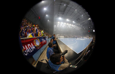 Pentru unguri se poate! » EHF a devansat data returului dintre Gyor şi Oltchim: se joacă pe 6 şi pe 11 aprilie!