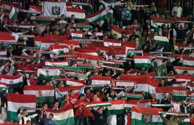 Puhoi de oameni în piaţă » Peste 50.000 de unguri vor ieşi în stradă în timpul meciului cu România!