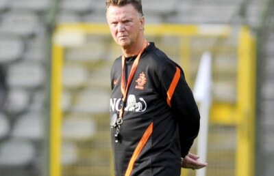 Olandezii ne compară cu Estonia: "Au un stil de joc asemănător" » Van Gaal nu are secrete! A anunţat deja titularii de mîine