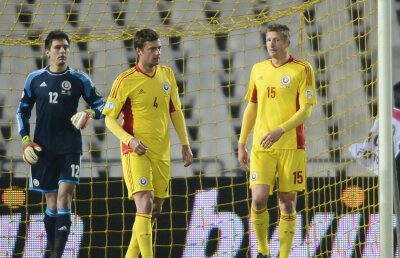 Postul de fundaş dreapta la naţională e rezolvat pe viitor » Sabău: "De el îmi place foarte mult"