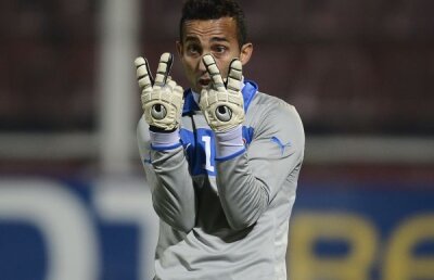 Superbonusuri pentru Pecanha » Portarul brazilian şi-a negociat un acord personal mai mult decît avantajos