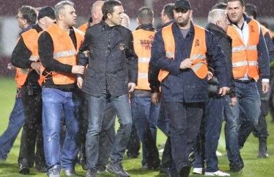 MM Stoica a deschis fronturile unui nou război: "Cine e ăsta? Cum îşi permite?"