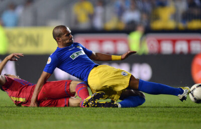 Geraldo ştie ce echipe se vor bucura la finalul sezonului: ”Petrolul ia Cupa, Steaua ia campionatul”