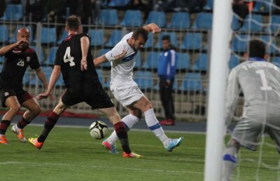 FOTO şi VIDEO Giuleştenii sfidează logica » Victorie la Viitorul, 2-1, sub ochii lui Copos