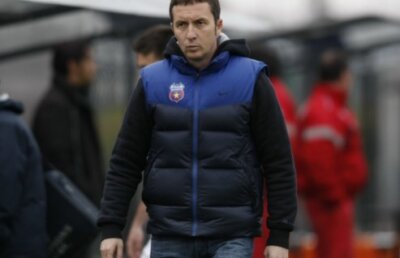 MM Stoica nu a mers în loja lui Becali » A stat în spatele băncii de rezerve a Stelei