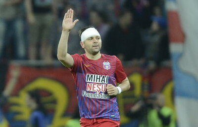 VIDEO / Min. 24 » Steaua - Petrolul 1-0, gol Raul Rusescu