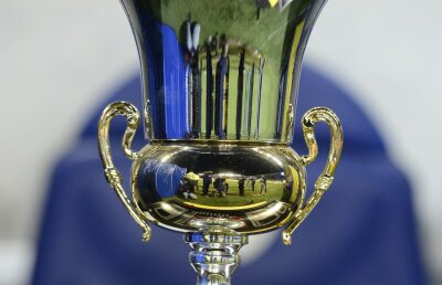 Premiu şi trofeu la retragerea din fotbal a celui mai controversat personaj ai ultimilor 20 de ani