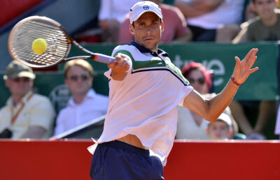 Din nou în ”sferturi” » Victor Hănescu e în formă: a atins aceeaşi fază a unui turneu ca şi la Bucureşti