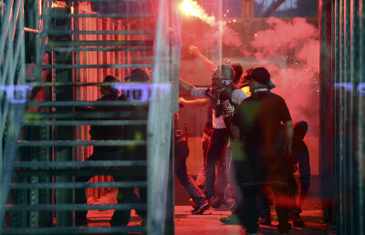 VIDEO Haos la Bergamo » Ultraşii au oprit 7 minute Atalanta - Juventus, 0-1