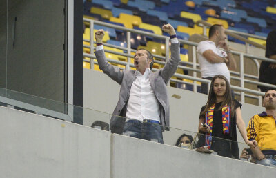 UPDATE / Replică dură a lui Dinamo după acuzele lui MM Stoica: "E un huligan al fotbalului românesc" » Cum îl ironizează pe manager :D