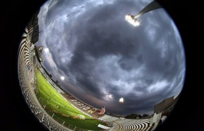 FOTO Pericol de faliment! » Rapid, U Cluj şi CS Severin n-au primit licenţă pentru L1: Giuleştiul riscă să dispară complet