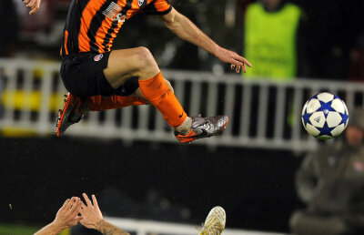 După 10 ani la Şahtior, 2 ani la Londra » Transferul lui Raţ la West Ham se face luni!