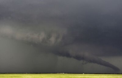 Puterea tornadei care a lovit ieri statul american Oklahoma şi care a făcut 91 de victime a depăşit nivelul maxim » Nadia: "Sîntem bine!"