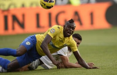 VIDEO Petrolul - Gaz Metan 1-1 » Egal nebun pe "Ilie Oană" într-o partidă cu 6 eliminaţi