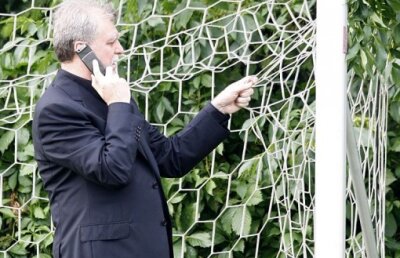 Dinu Gheorghe îi dă o replică dură lui Condescu: "Miroase a cărbune! O să plătească el, o să aibă belele!"