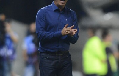 Fotbaliştii de la Standard plîng după Rednic: "El era boss-ul, cel mai bun jucător"