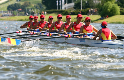 Două medalii de aur şi una de argint pentru România la CE de Canotaj!