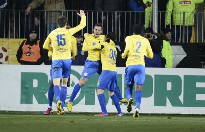 Exclusiv » CFR Cluj dă o nouă lovitură! I-a luat faţa lui Dinamo şi a semnat cu un atacant dorit de "cîini"