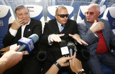 Oficial inculpaţi! » Mircea Sandu şi Dumitru Dragomir au fost trimişi în judecată, ieri, în cazul dezafilierii Universităţii Craiova