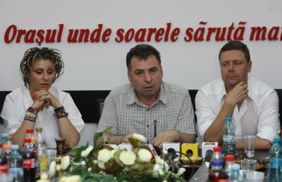 Anamaria Prodan şi Selymes, prezentaţi oficial la Săgeata: "Vin cu 12 jucători!"