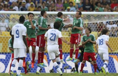 VIDEO Liderul silenţios Pirlo şi-a împlinit un vis din copilărie, marcînd pe Maracana contra Mexicului, 2-1