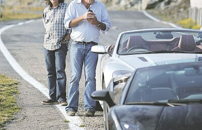 Clarkson vs imigranţi » Un editorial caustic în ediţia de vară a TopGear România