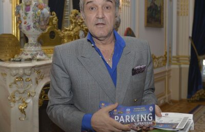 Gigi de la Drept » Becali îşi va relua studiile universitare din penitenciar