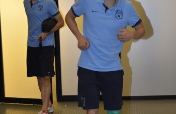 Emoţii pentru Steaua » Chiricheş s-a accidentat la încălzire! Care e situaţia fundaşului