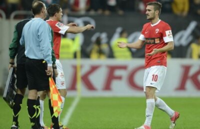 Exclusiv print » Premieră negativă în lotul lui Dinamo » Cum ar putea bate Chiricheş toate recordurile la bani