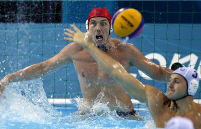 Naţionala României de polo a pierdut în primul meci de la CM de la Barcelona, 4-10 cu Italia